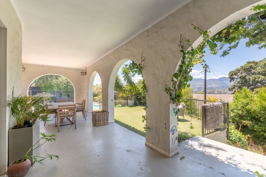 6 Bedroom Property for Sale in Paarl Central Western Cape
